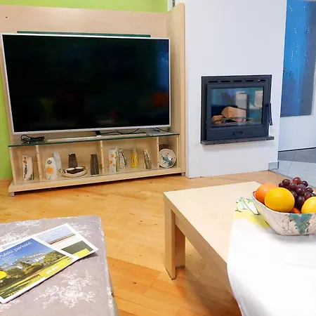 Luxury Art Apartment *