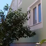 Appartement S Bazenom I Parkingom *
