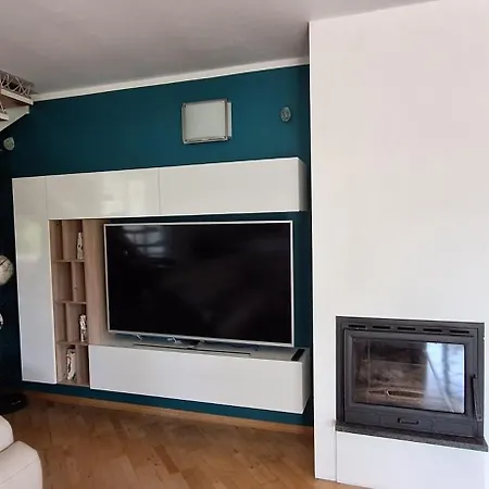 Appartement S Bazenom I Parkingom *